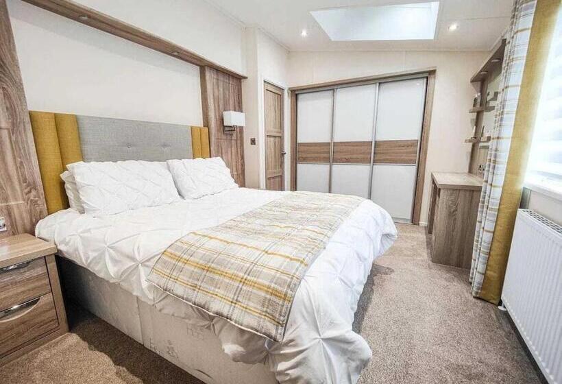 1ベッドルームアパートメント, Chycara