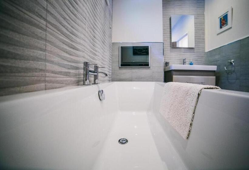 シャレー・スペリアー1寝室, Chycara