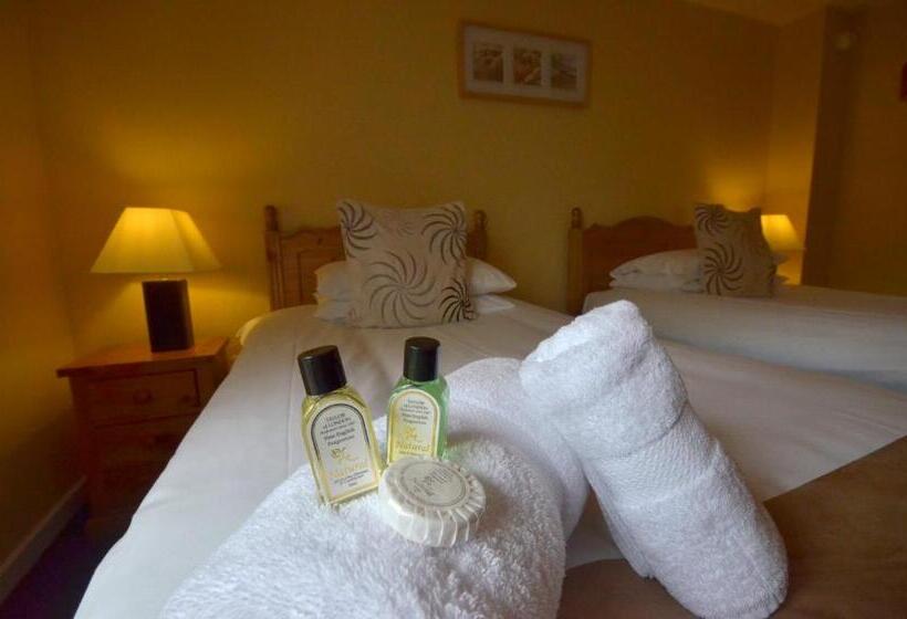 חדר סופריור, Auld Cross Keys Inn