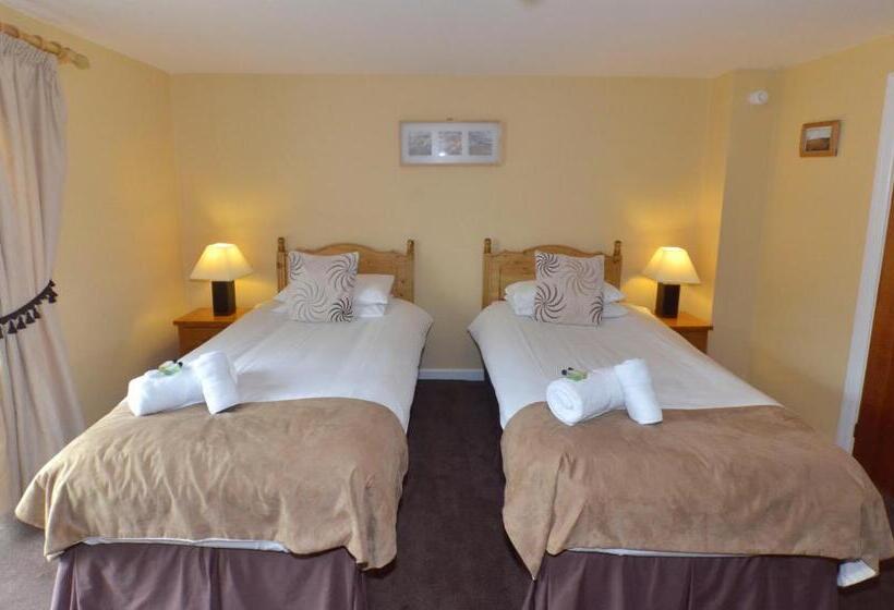 חדר סופריור, Auld Cross Keys Inn