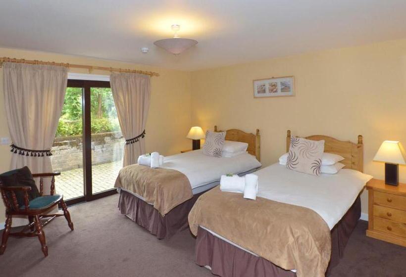 חדר סופריור, Auld Cross Keys Inn