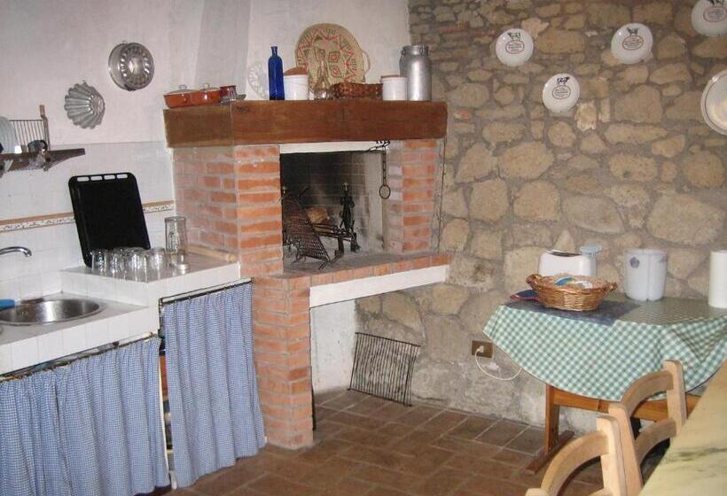 Апартаменты 2 Спальни, Casa Vacanze Le Corone