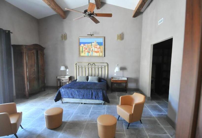 プールビュースイート, Domaine Du Grand Malherbes