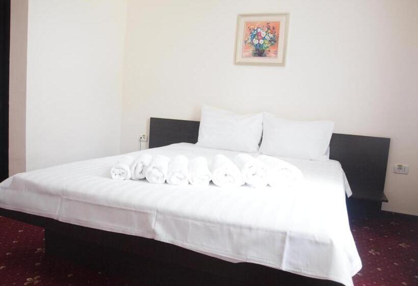 Habitació Estàndard, Marie