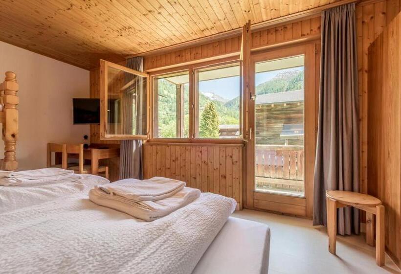 חדר משפחתי, Walser