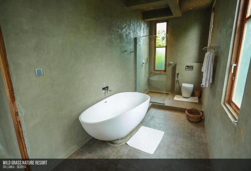 سوئیت پریمیوم, Wild Grass Nature Resort