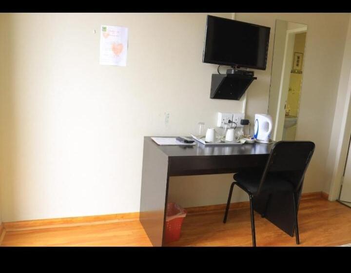 اتاق لوکس با بالکن, Boikhutsong Bed & Breakfast