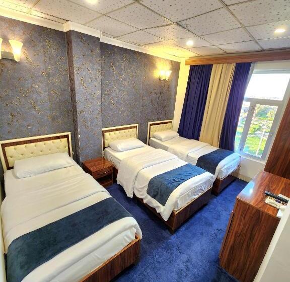 اتاق استاندارد سه تخته با چشم‌انداز, Vote