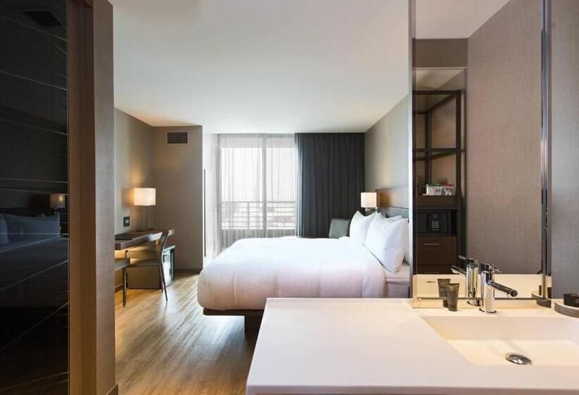 キングサイズベッドのスイートルーム, Ac Hotel Cincinnati At Liberty Center