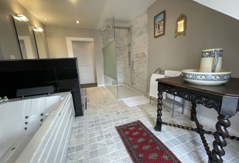 غرفة قياسية مطلّة علي الحديقة, Château La Rametière