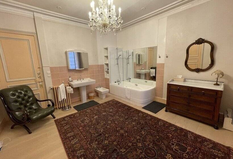 غرفة قياسية مطلّة علي الحديقة, Château La Rametière