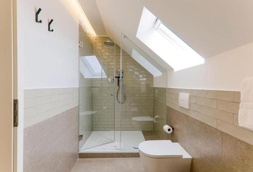 Люкс Кровать Кинг, Astra Maris