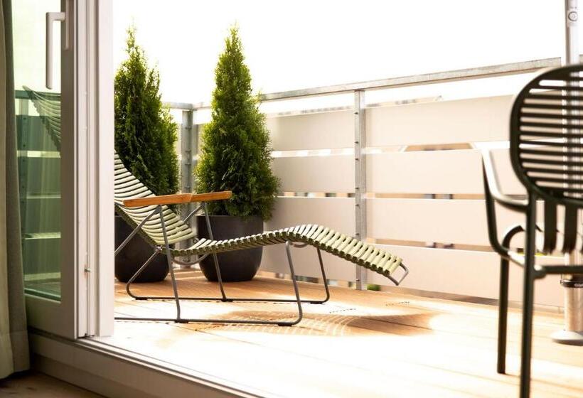 Люкс Кровать Кинг, Astra Maris