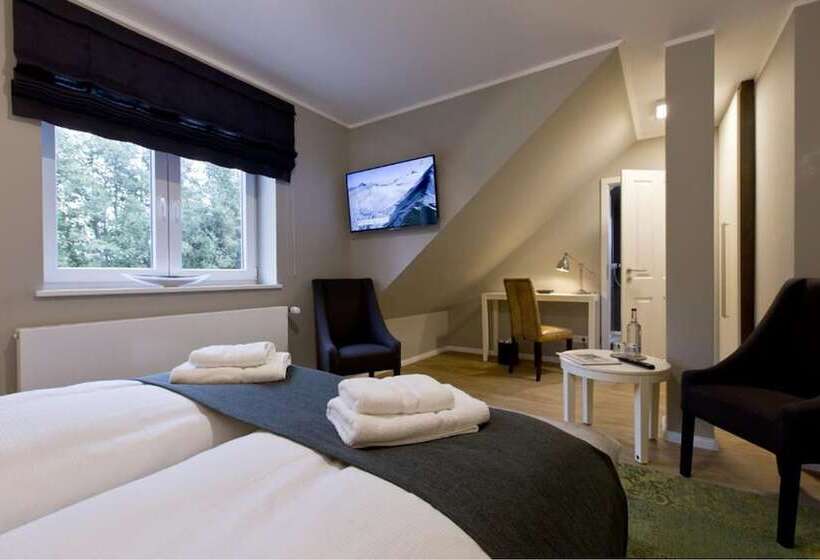 Номер Basic, Astra Maris