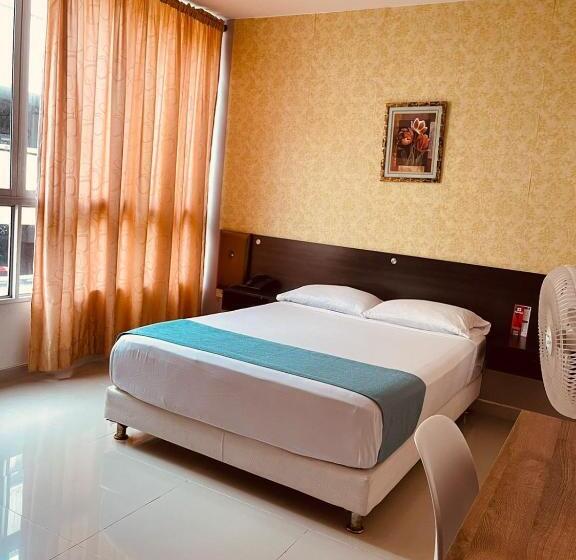 标准间, Suite Center Pereira