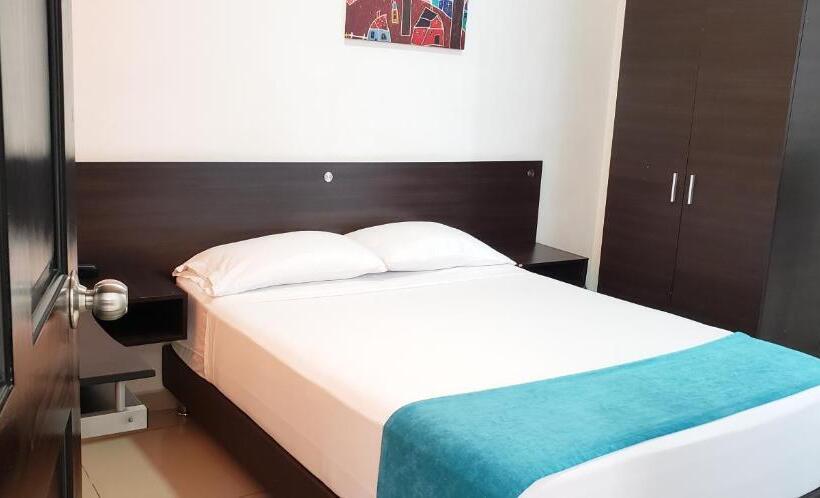 이코노미 룸, Suite Center Pereira