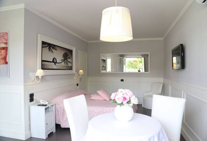 ハイドロマッサージバス付きスイート, Barbarella