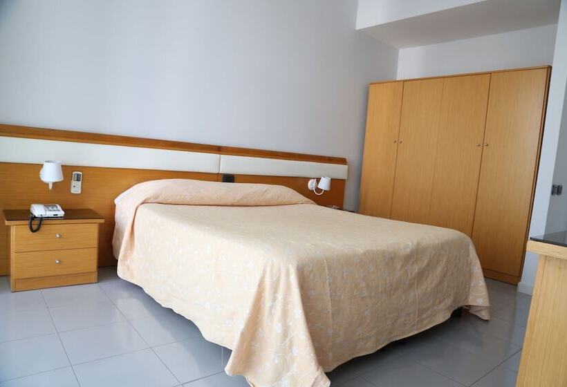 スタンダードルーム, Barbarella