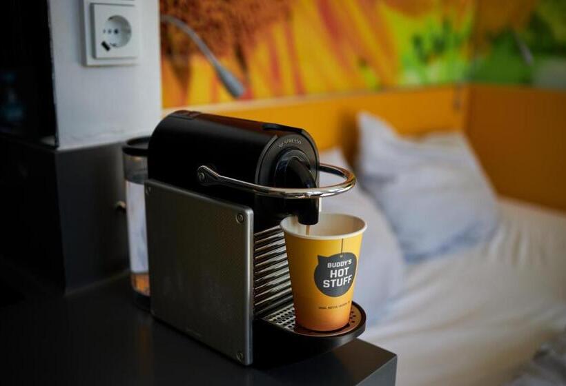 Habitación Estàndard Individual, Buddy