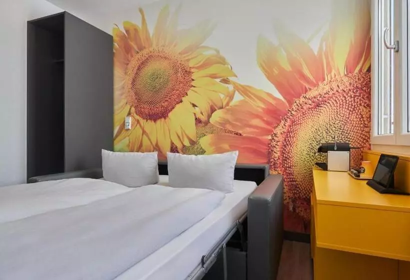 Junior Suite, Buddy