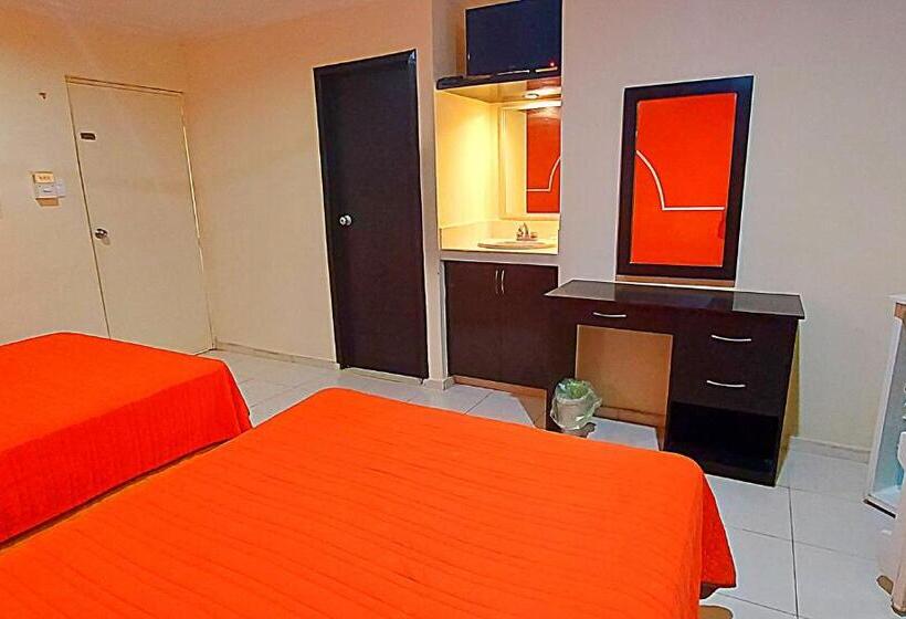 Номер Стандарт, El Marques