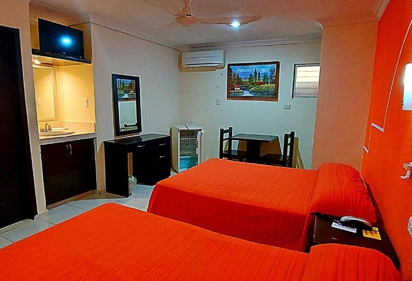 Номер Стандарт, El Marques