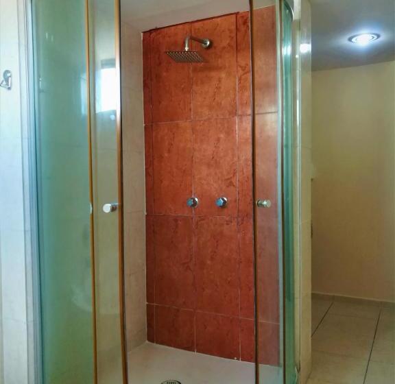 Полулюкс, El Marques