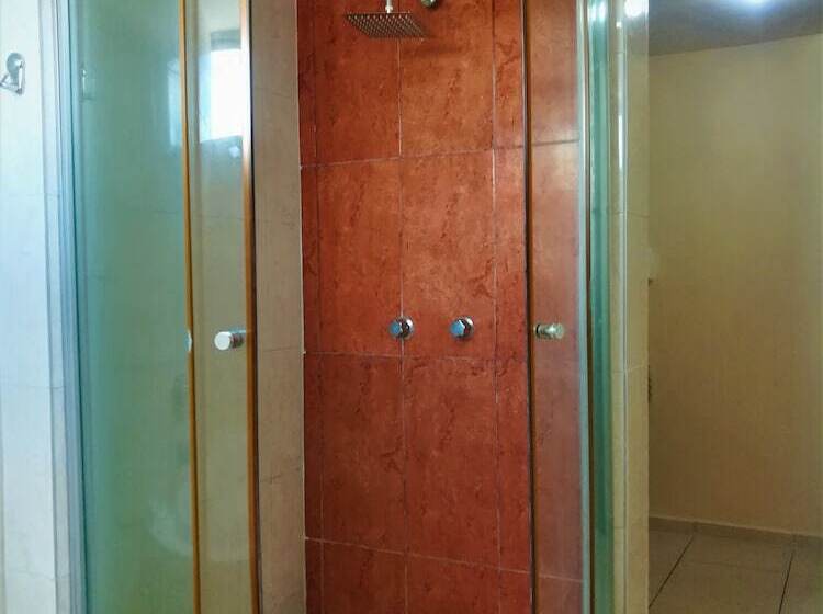 Полулюкс, El Marques