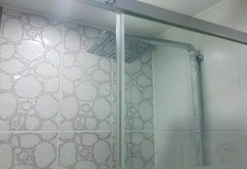 اتاق لوکس, Gaon Residence