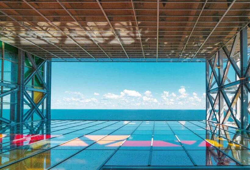 スイート, Haslla Art World Museum