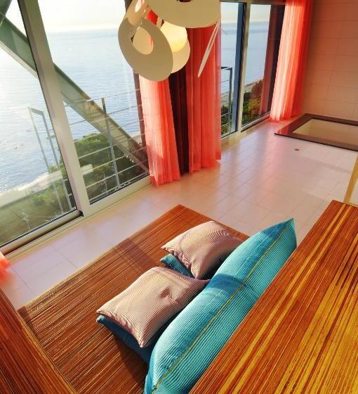 エクゼクティブスイート, Haslla Art World Museum