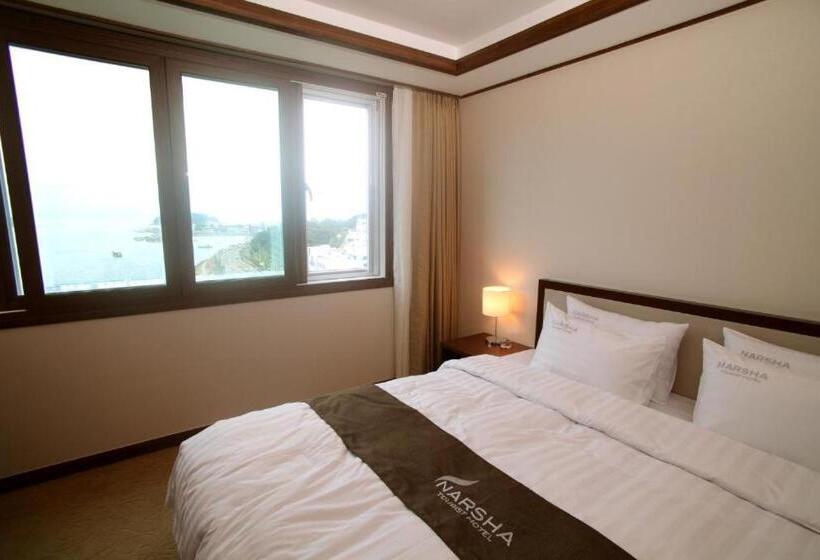 اتاق لوکس با چشم‌انداز دریا, Yeosu Narsha