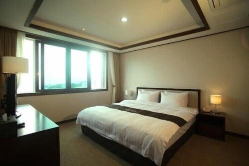 سوییت, Yeosu Narsha