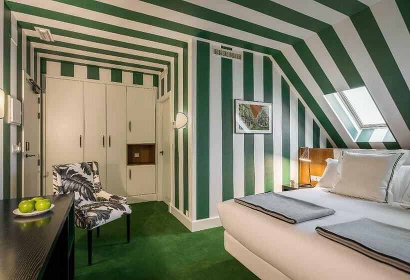 اتاق استاندارد, Room Mate Valeria