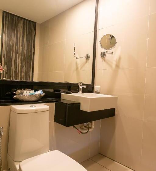 جناح إدارى, Sky Hotel Kota Kinabalu