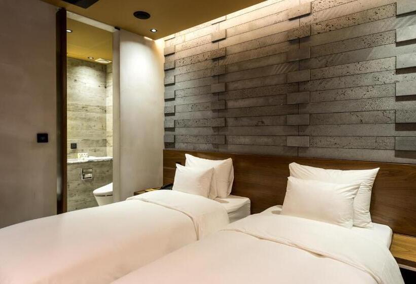 デラックスルーム, The Designers Dongdaemun
