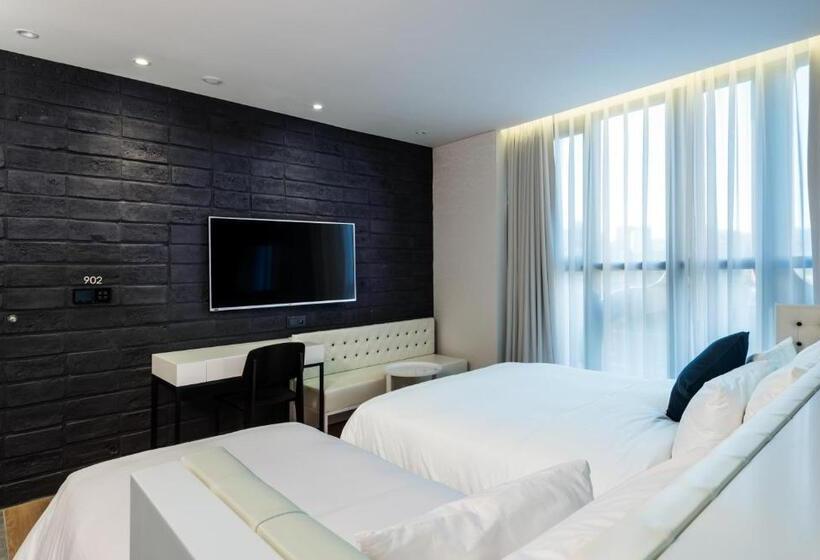 חדר דלוקס, The Designers Dongdaemun