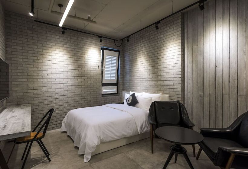 デラックスルーム, The Designers Dongdaemun