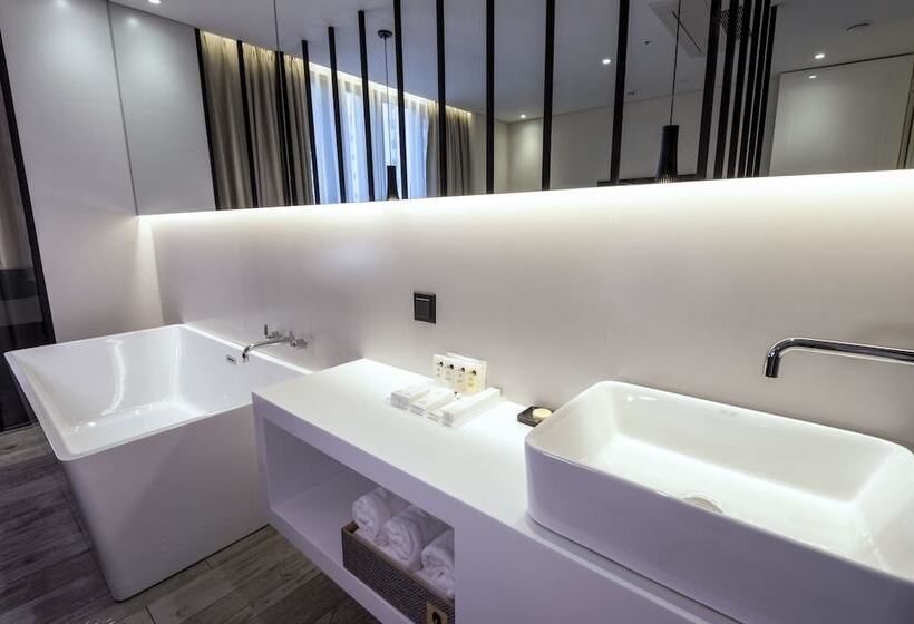 חדר דלוקס, The Designers Dongdaemun