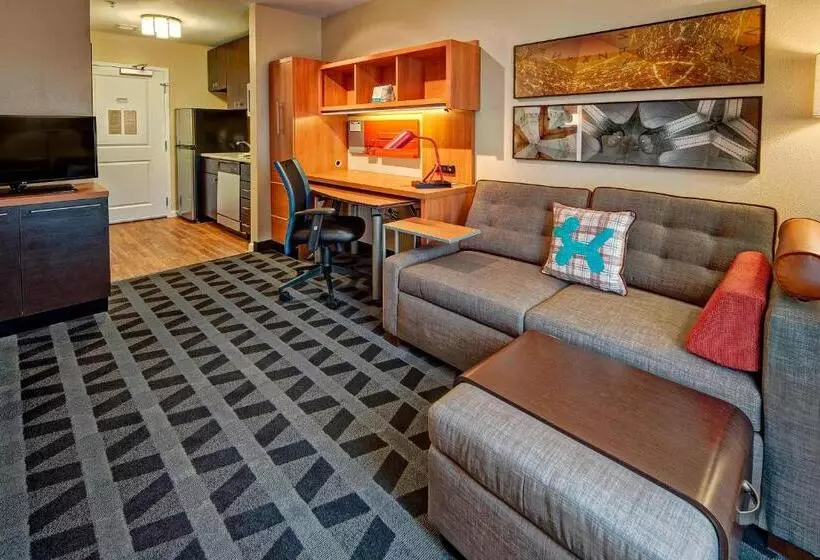 キングサイドベッドのスタンダードワンルーム, Towneplace Suites By Marriott Hattiesburg