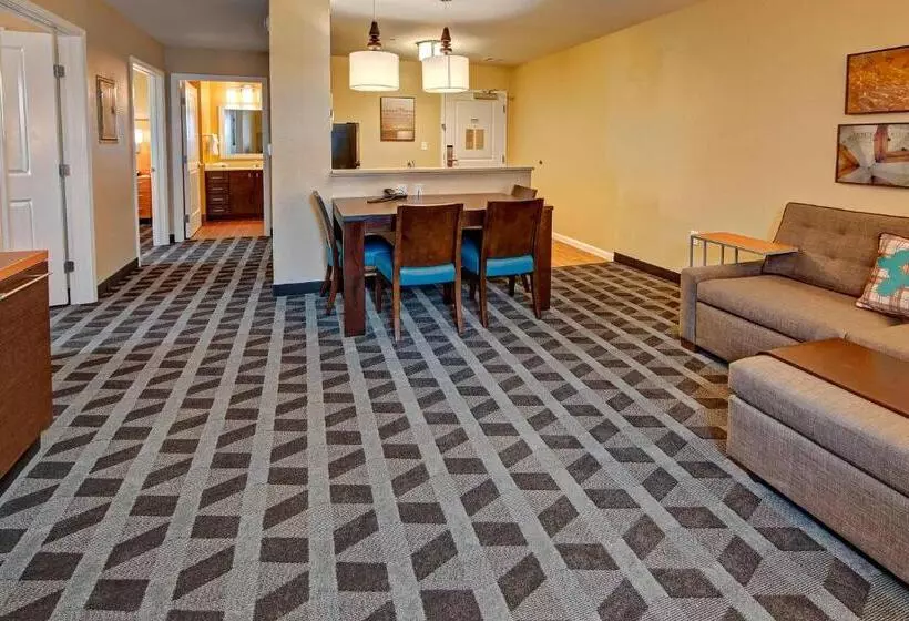 2 Bedroom Suite City View, Towneplace Suites By Marriott Hattiesburg