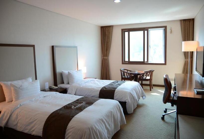 スタンダードルーム, Yeosu Narsha