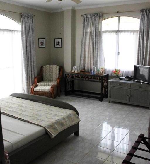 豪华海景房, Linaw Beach Resort