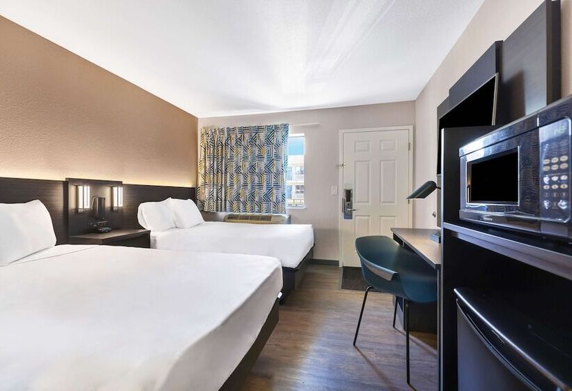 Номер Стандарт 2 Двуспальные Кровати, Motel 6kirkland, Wa  North Kirkland
