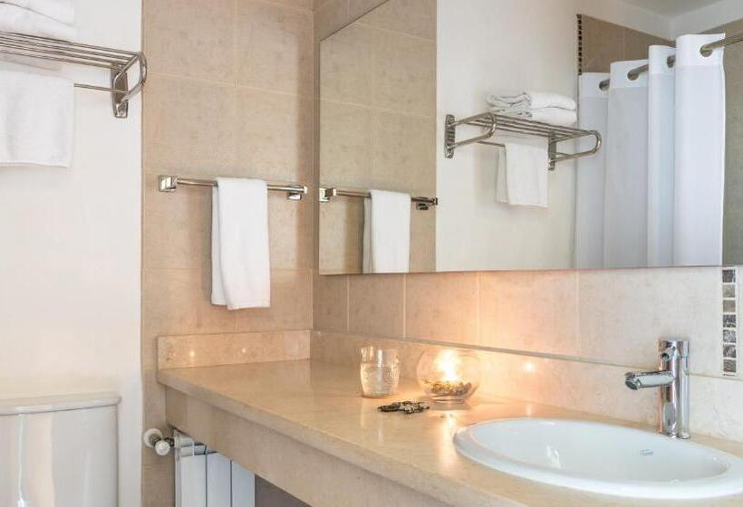 غرفة سوبيريور مطلة على الجبل, Río Serrano Hotel + Spa