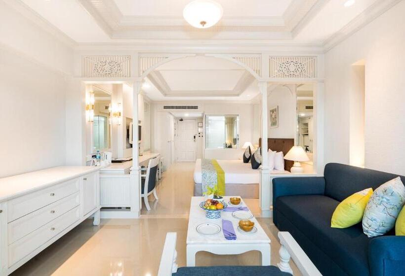 Mini Suite, Royal Cliff Beach Hotel Pattaya