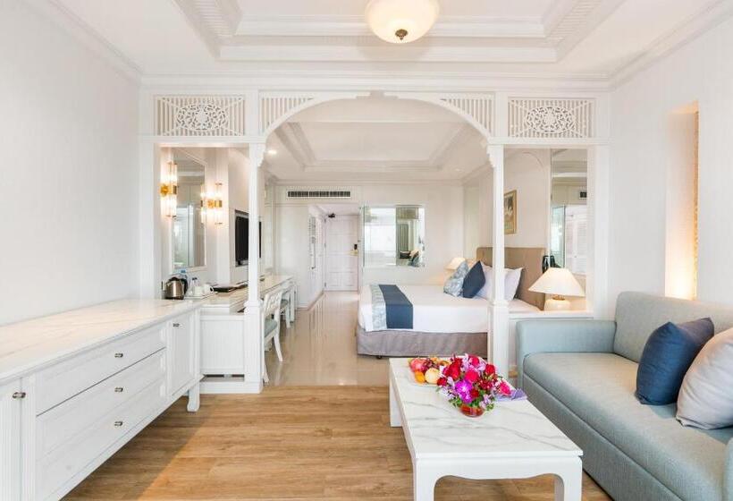 Mini Suite, Royal Cliff Beach Hotel Pattaya