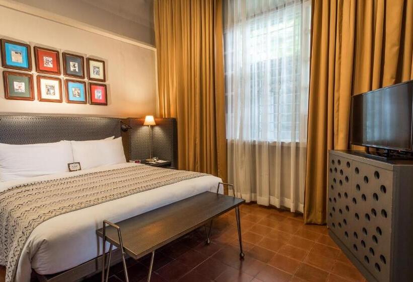 سوییت, The Henry Hotel Manila