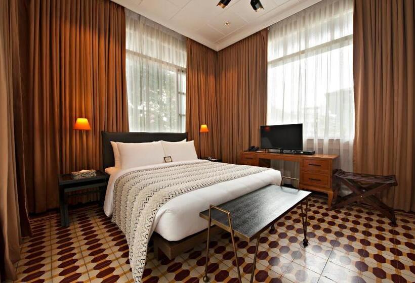 Люкс, The Henry Hotel Manila