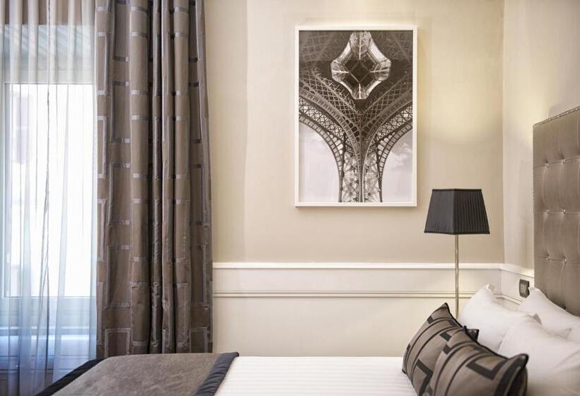 اتاق لوکس سه تخته, The Independent Suites